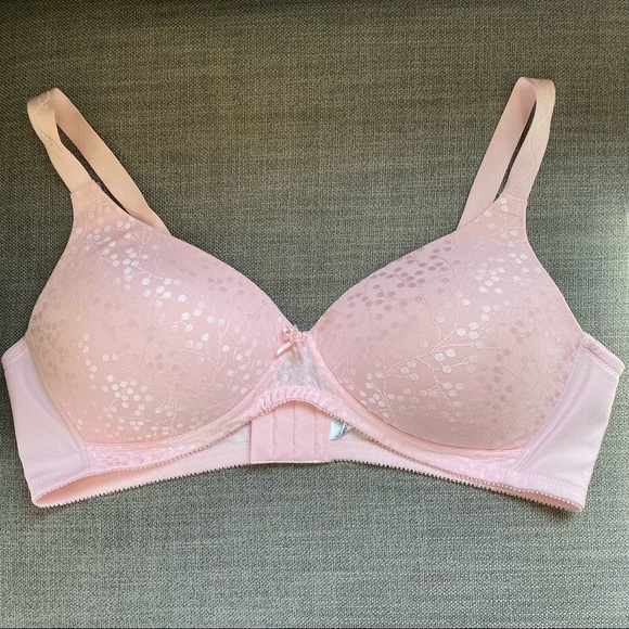 Glamorise Intimates & Sleepwear Glamorise Padded Bra 46a Poshmark